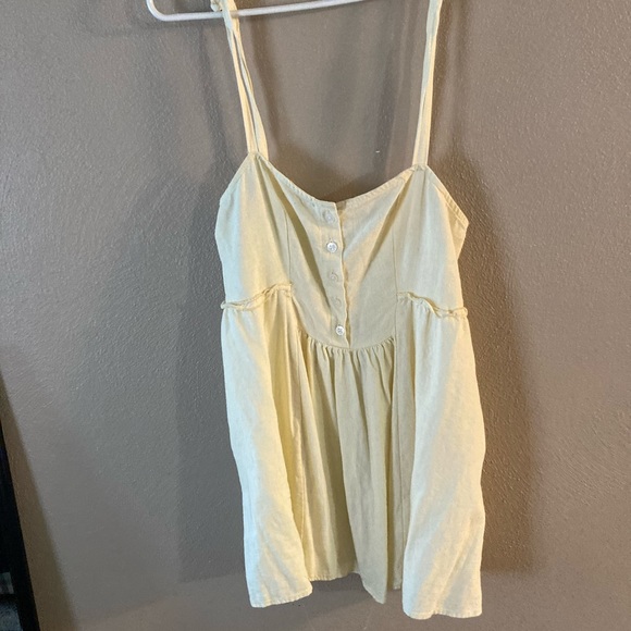 Urban Renewal Dresses & Skirts - Super adorable linen sunshine dress